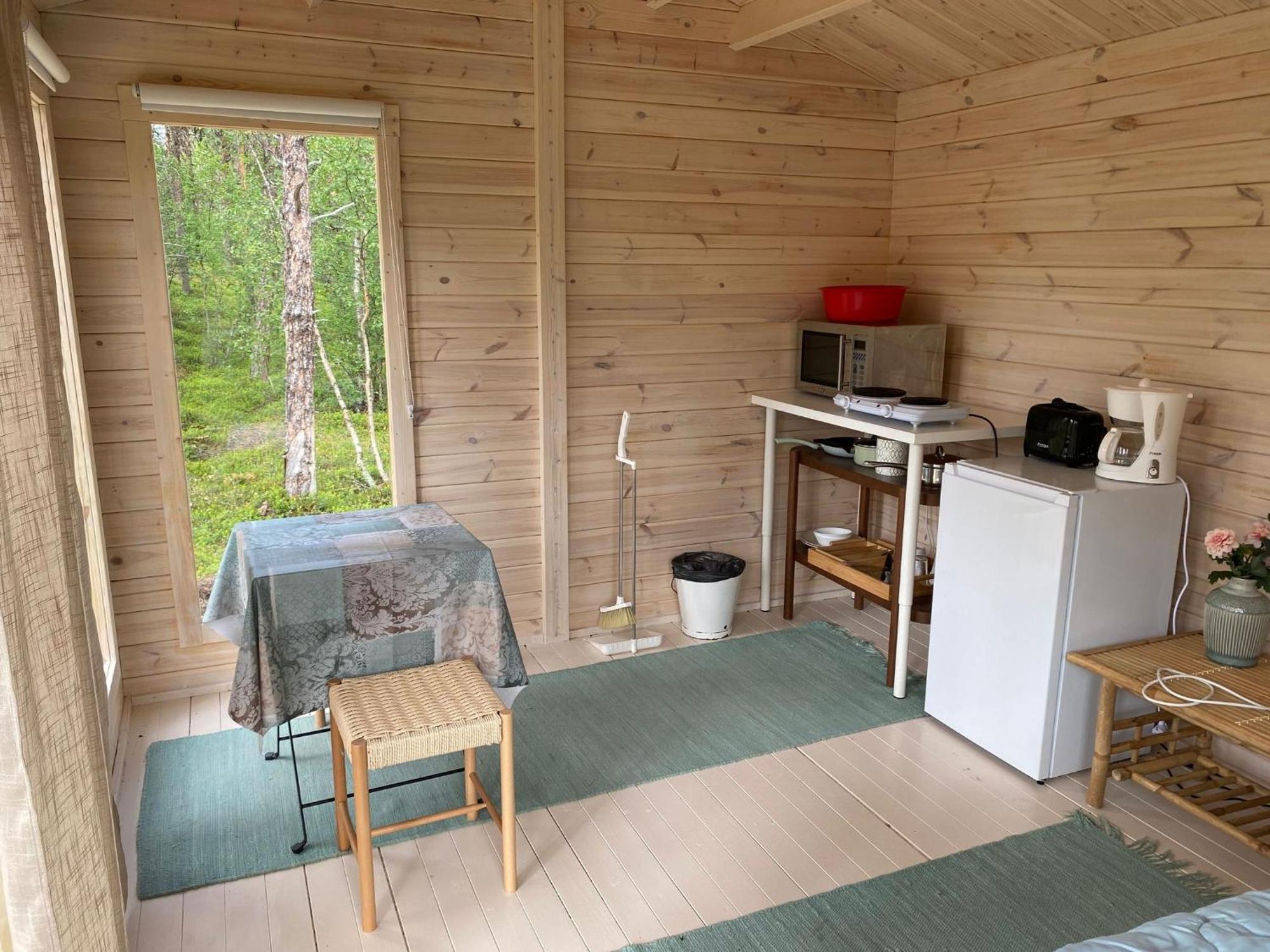 Lemmenjoen Lumo - Nature Experience & Accommodation Lemmenjoki ภายนอก รูปภาพ
